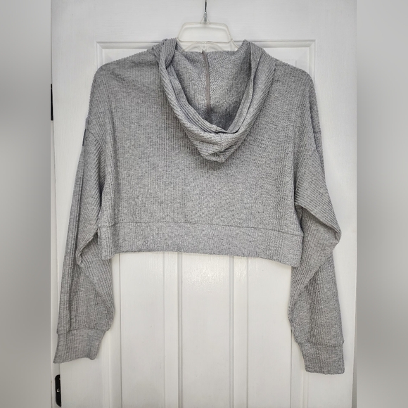 Alo Yoga Muse Hoodie and Sweatpant Set In Athletic Heather Grey Size Small - Picture 5 of 11